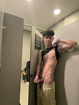 yoursexyjose webcam show
