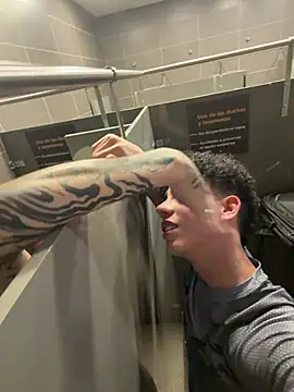 yoursexyjose's Webcam Show
