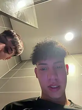 Вебкам-шоу yoursexyjose