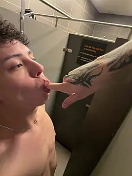 yoursexyjose: вебкам-шоу