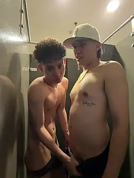 yoursexyjose's Webcam Show