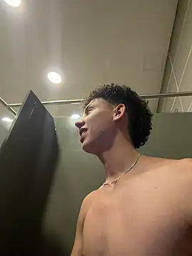 yoursexyjose Webcamshow