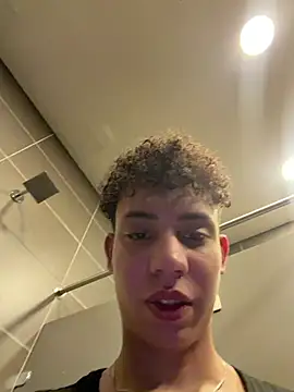 yoursexyjose – webcam-show