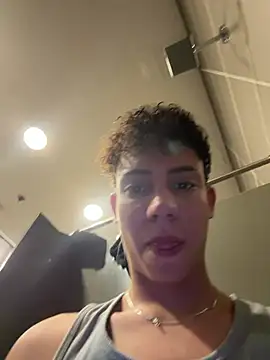 yoursexyjose Webcam show