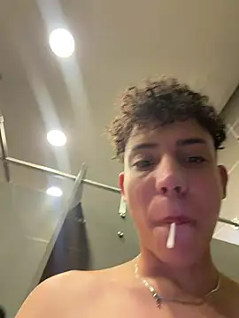 yoursexyjose Webcam show