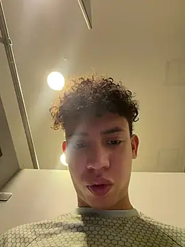 yoursexyjose Шоу с уебкамера