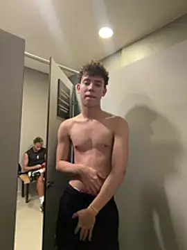 yoursexyjose Webcam Show