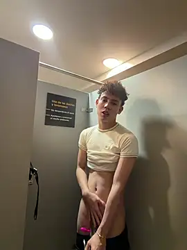 yoursexyjose 在線直播表演
