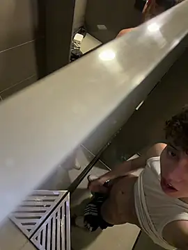 yoursexyjose Live XXX-Chat