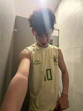 yoursexyjose Show Webcam