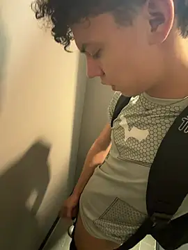 yoursexyjose Webcamshow