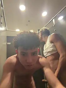 โชว์เว็บแคมของ yoursexyjose