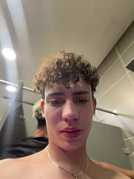 yoursexyjose Webcam show