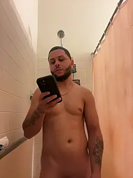 Tu_PaPi_Favorito Pertunjukan Webcam