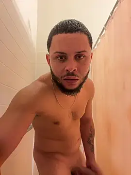 Tu_PaPi_Favorito's Webcam Show
