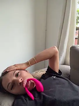 Mia_Rosee1 Adlı Modelin Web Kamerası Şovu