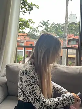Mia_Rosee1 在線直播表演