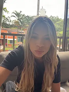 Chat XXX ao vivo de Mia_Rosee1