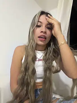 Chat XXX en directo de Mia_Rosee1