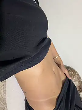 Mia_Rosee1 ওয়েবক্যাম শো