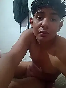 Show de Brianyjuuu na webcam