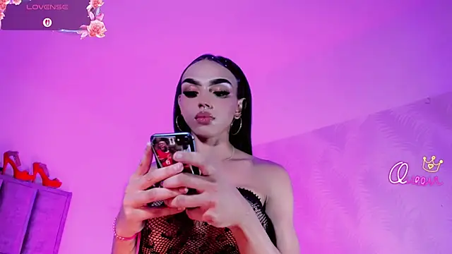 הופעת וובקאם של Tiana_leal