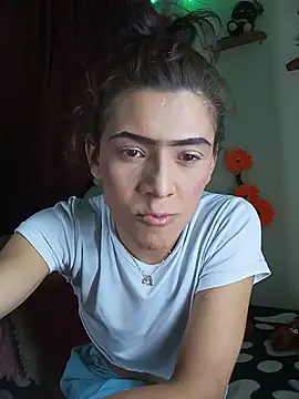 NathalialLooesn Webbikameraesitys