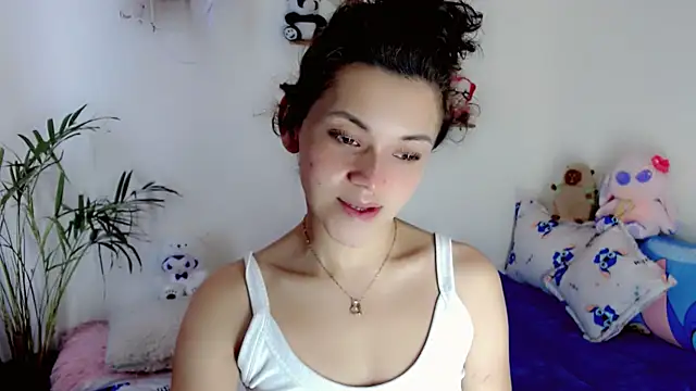 Show modela NathalialLooes na web-kameri