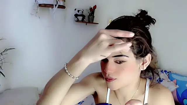 NathalialLooesのウェブカメラショー