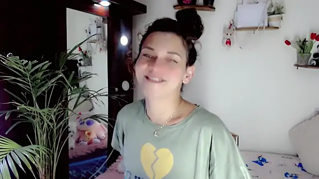 NathalialLooesのウェブカメラショー