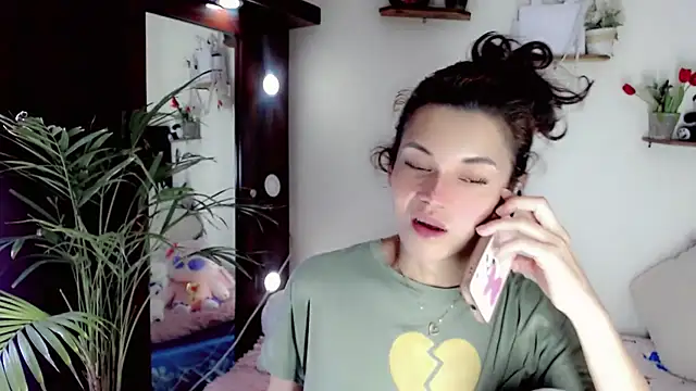 NathalialLooes' Webcam Show