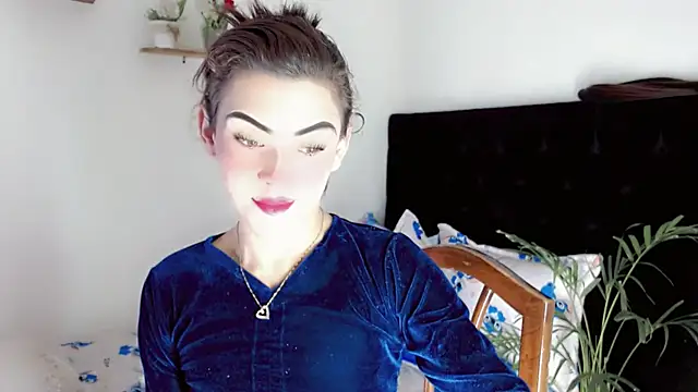 הופעת וובקאם של NathalialLooes
