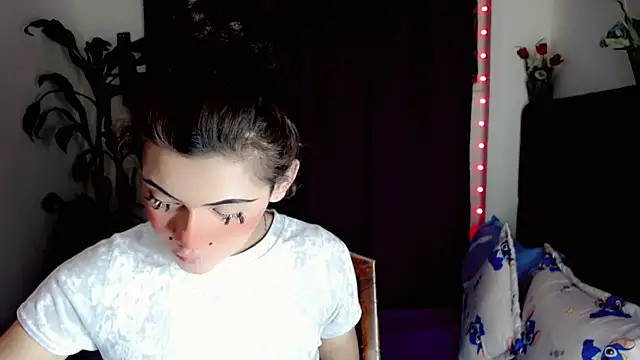Онлайн чат XXX NathalialLooes