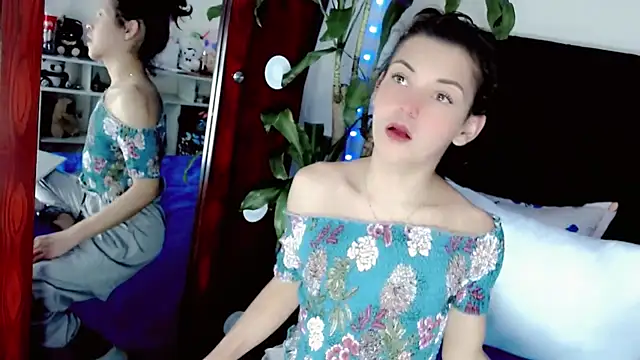 NathalialLooes' Webcam Show