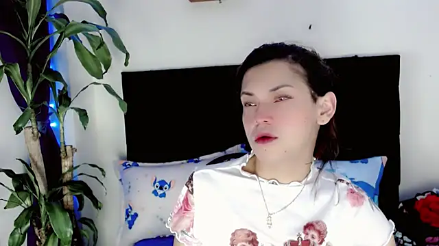 NathalialLooesのウェブカメラショー