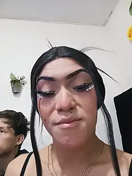 NathalialLooesn Webbikameraesitys
