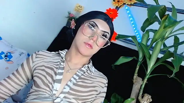 הופעת וובקאם של NathalialLooes