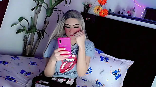 NathalialLooesのウェブカメラショー