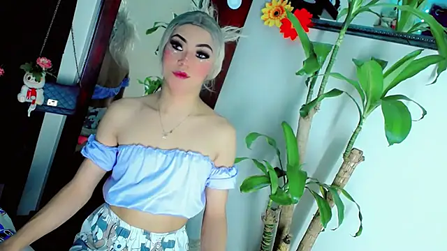 Show modela NathalialLooes na web-kameri