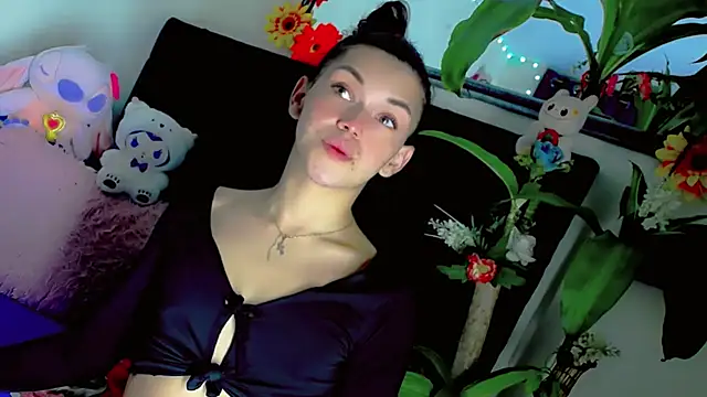 NathalialLooes Show in webcam