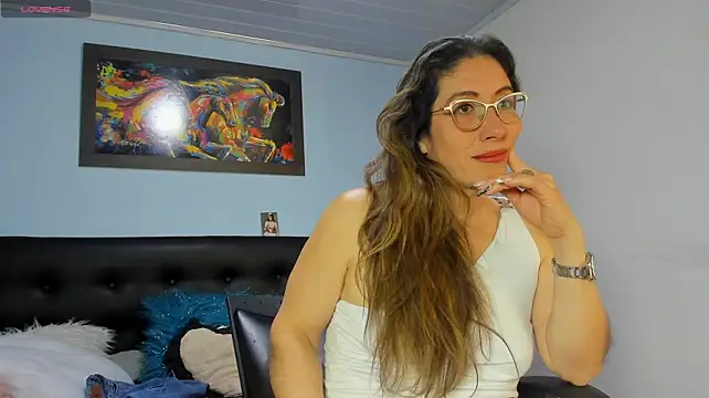 Show de kaylaMinov_ na webcam