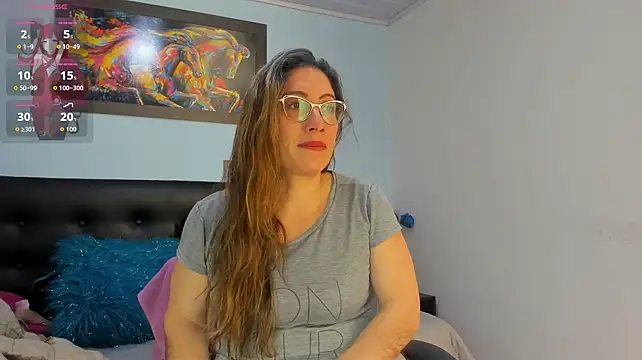 Show de kaylaMinov_ na webcam