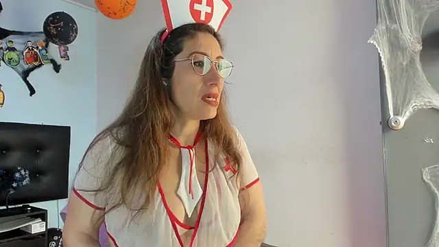 kaylaMinov_のウェブカメラショー