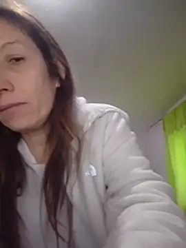 kaylaMinov_'s Webcam Show