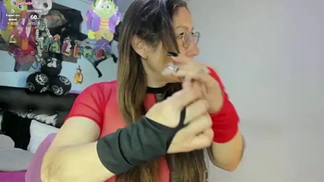 kaylaMinov_'s Webcam Show