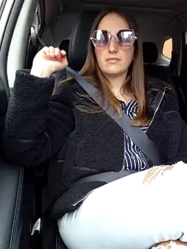 Alexdevil92: διαδικτυακό σόου στην κάμερα