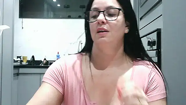 Chat +18 de Laura_81 ao vivo