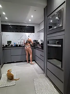 Show de Laura_81 na webcam