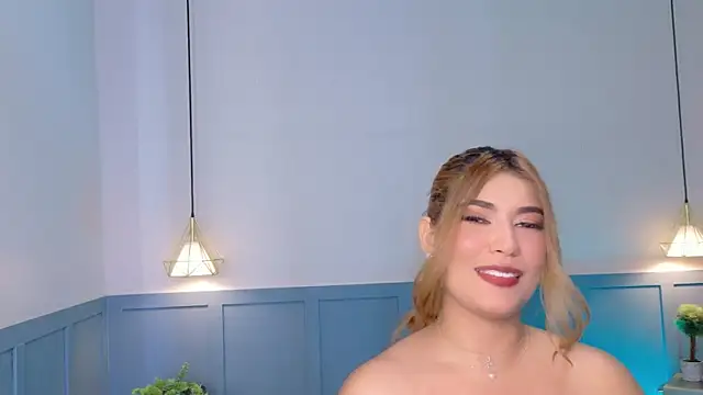 Chat +18 de Kendal-Ross ao vivo