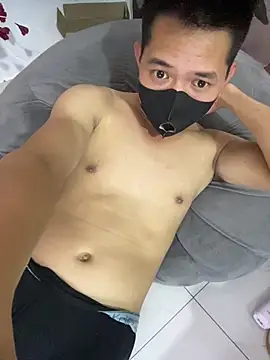 Rus-Me 网络视讯表演